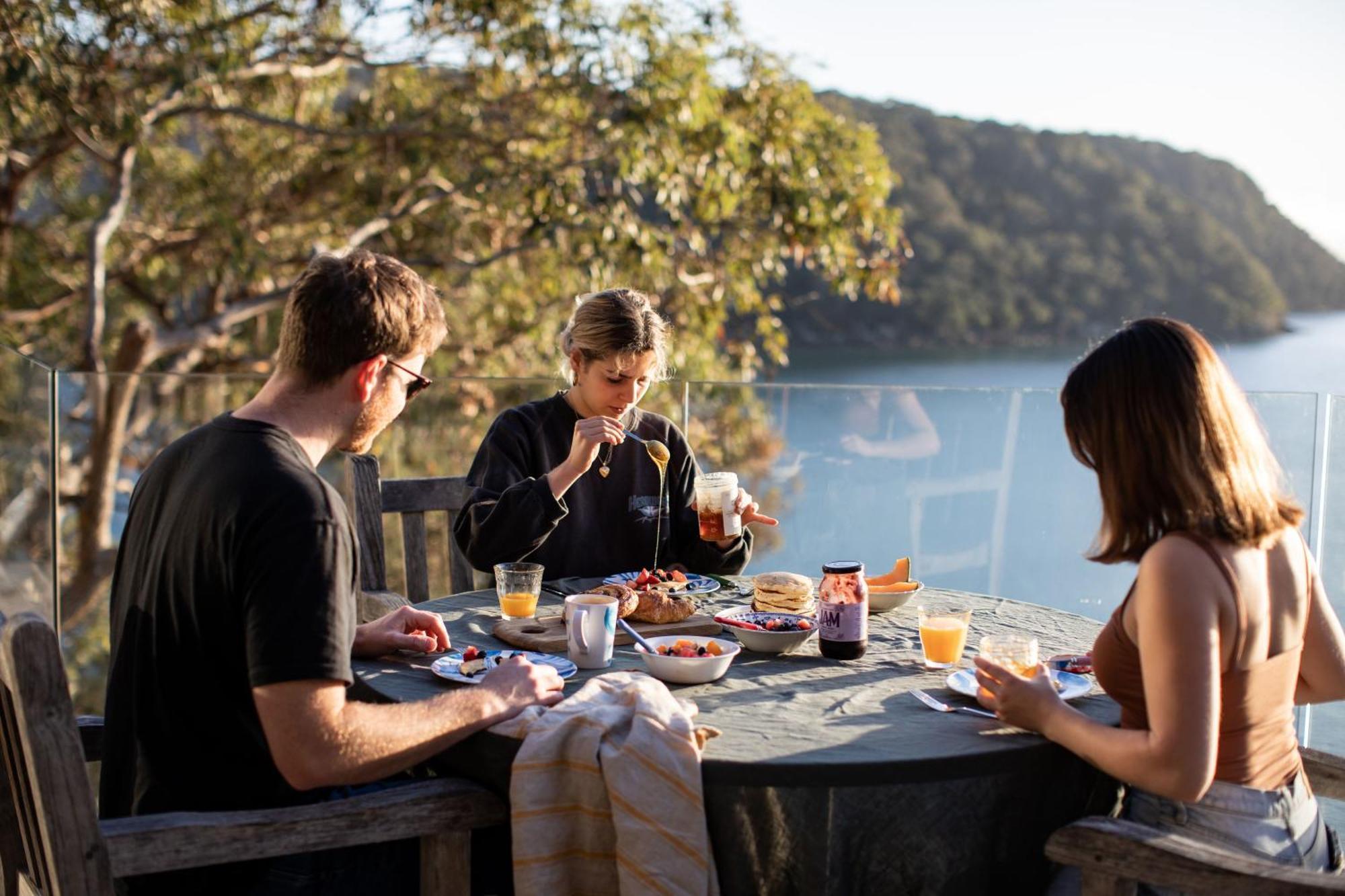 Villa Cape Mackerel Cabin With Magic Palm Beach & Pittwater Views à Great Mackerel Beach Extérieur photo